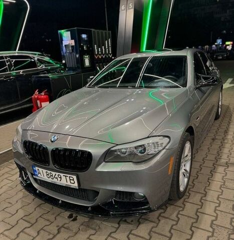 Серый БМВ 5 Серия, объемом двигателя 3 л и пробегом 150 тыс. км за 13300 $, фото 1 на Automoto.ua