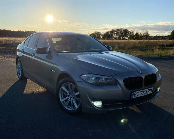 Сірий БМВ 5 Серія, об'ємом двигуна 2.99 л та пробігом 281 тис. км за 11800 $, фото 1 на Automoto.ua