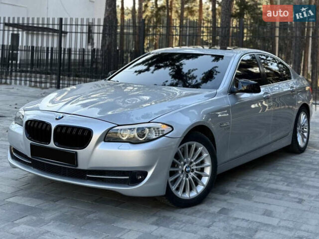 Сірий БМВ 5 Серія, об'ємом двигуна 3 л та пробігом 270 тис. км за 12000 $, фото 1 на Automoto.ua