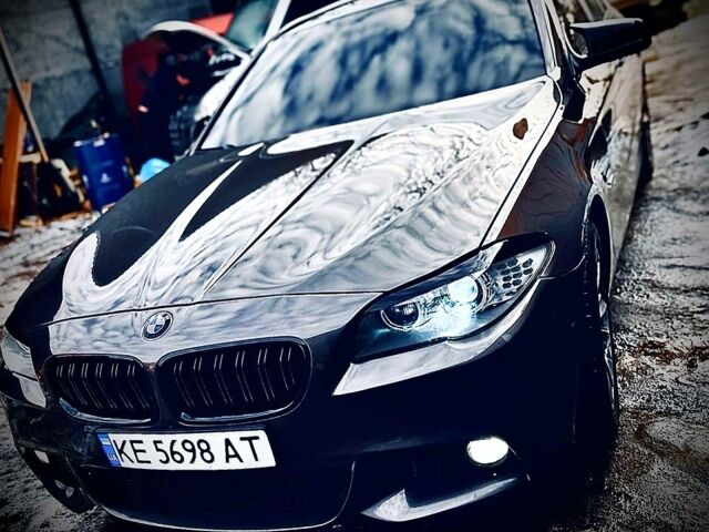 Сірий БМВ 5 Серія, об'ємом двигуна 3 л та пробігом 216 тис. км за 12000 $, фото 1 на Automoto.ua