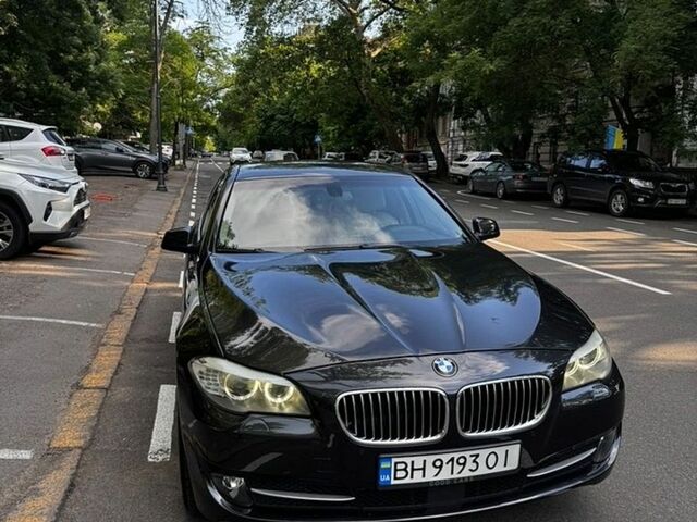 Сірий БМВ 5 Серія, об'ємом двигуна 2 л та пробігом 250 тис. км за 11900 $, фото 1 на Automoto.ua