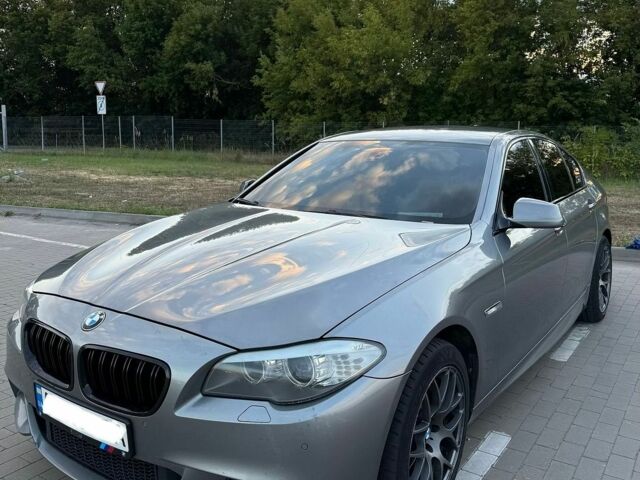 Сірий БМВ 5 Серія, об'ємом двигуна 2.98 л та пробігом 255 тис. км за 13300 $, фото 1 на Automoto.ua