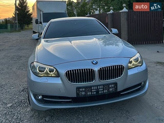 Серый БМВ 5 Серия, объемом двигателя 2.99 л и пробегом 328 тыс. км за 14400 $, фото 1 на Automoto.ua