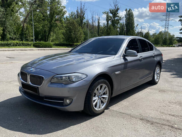 Сірий БМВ 5 Серія, об'ємом двигуна 3 л та пробігом 316 тис. км за 14700 $, фото 1 на Automoto.ua