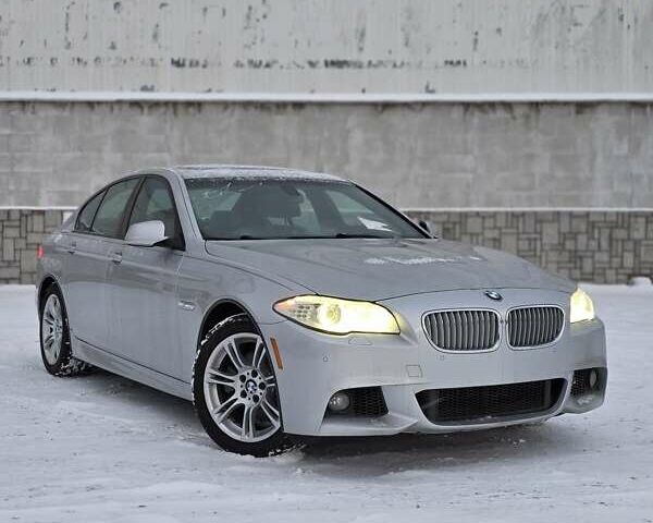 Серый БМВ 5 Серия, объемом двигателя 3 л и пробегом 249 тыс. км за 12500 $, фото 1 на Automoto.ua