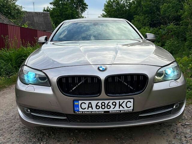 Сірий БМВ 5 Серія, об'ємом двигуна 2.5 л та пробігом 242 тис. км за 11500 $, фото 1 на Automoto.ua