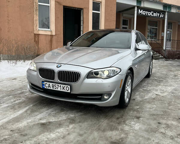 Сірий БМВ 5 Серія, об'ємом двигуна 2 л та пробігом 243 тис. км за 11800 $, фото 1 на Automoto.ua