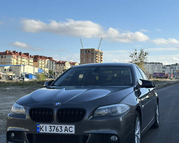 Серый БМВ 5 Серия, объемом двигателя 2 л и пробегом 277 тыс. км за 12199 $, фото 1 на Automoto.ua