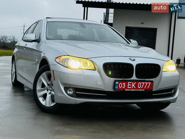 Серый БМВ 5 Серия, объемом двигателя 2 л и пробегом 255 тыс. км за 12000 $, фото 1 на Automoto.ua