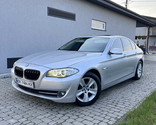 Серый БМВ 5 Серия, объемом двигателя 2 л и пробегом 277 тыс. км за 11500 $, фото 1 на Automoto.ua