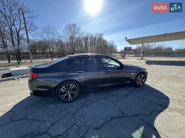 Сірий БМВ 5 Серія, об'ємом двигуна 2.99 л та пробігом 215 тис. км за 12500 $, фото 1 на Automoto.ua