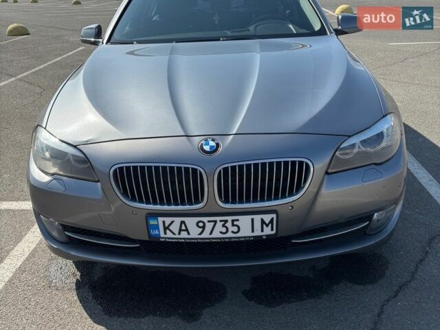 Серый БМВ 5 Серия, объемом двигателя 2 л и пробегом 276 тыс. км за 14000 $, фото 1 на Automoto.ua
