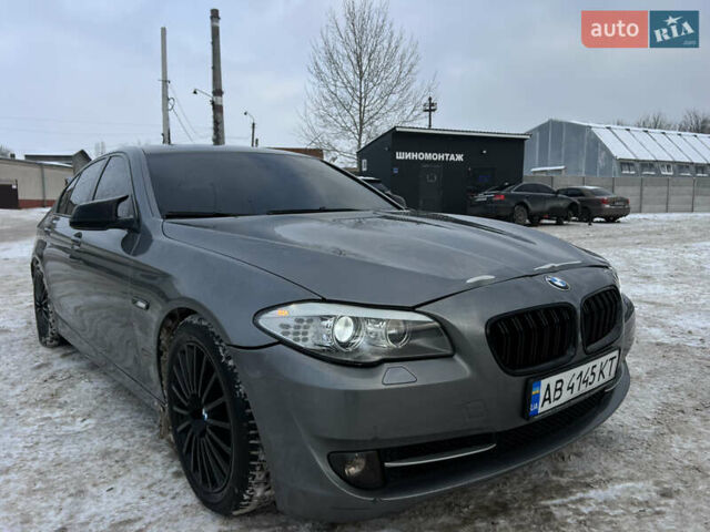 Сірий БМВ 5 Серія, об'ємом двигуна 2 л та пробігом 240 тис. км за 8999 $, фото 1 на Automoto.ua