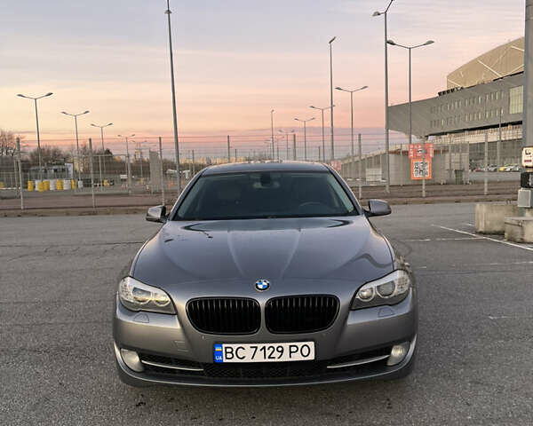 Серый БМВ 5 Серия, объемом двигателя 2 л и пробегом 229 тыс. км за 14200 $, фото 1 на Automoto.ua