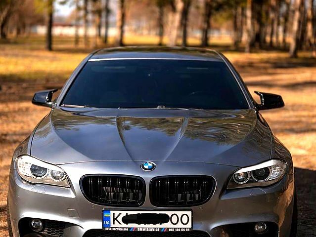 Сірий БМВ 5 Серія, об'ємом двигуна 2 л та пробігом 225 тис. км за 13000 $, фото 1 на Automoto.ua