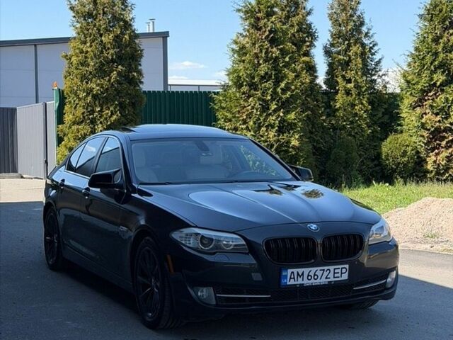 Серый БМВ 5 Серия, объемом двигателя 2 л и пробегом 231 тыс. км за 11899 $, фото 1 на Automoto.ua