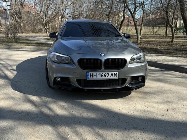 Сірий БМВ 5 Серія, об'ємом двигуна 2 л та пробігом 280 тис. км за 11800 $, фото 1 на Automoto.ua