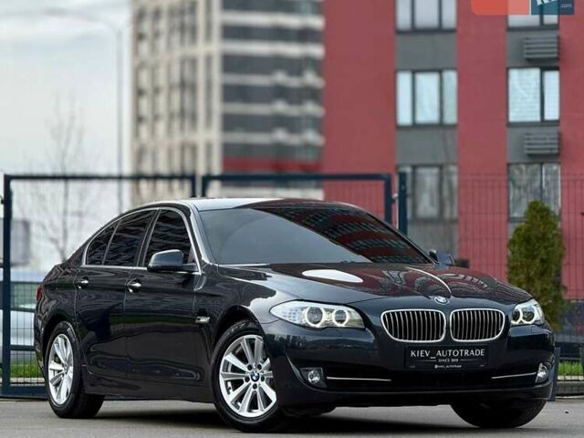Серый БМВ 5 Серия, объемом двигателя 2 л и пробегом 215 тыс. км за 13500 $, фото 1 на Automoto.ua
