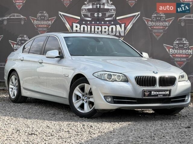 Серый БМВ 5 Серия, объемом двигателя 3 л и пробегом 264 тыс. км за 11990 $, фото 1 на Automoto.ua