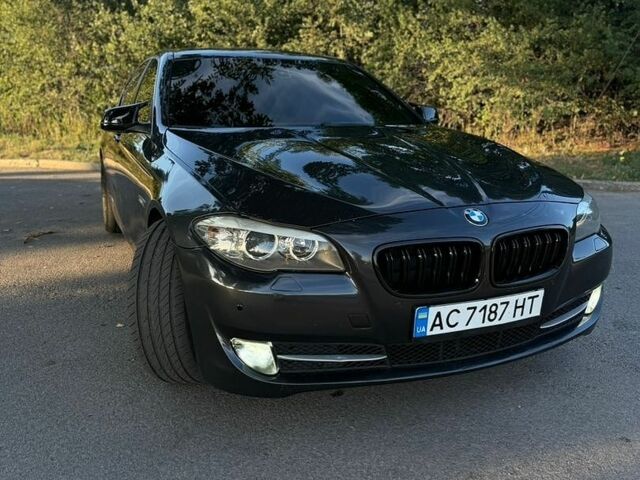 Сірий БМВ 5 Серія, об'ємом двигуна 2 л та пробігом 310 тис. км за 11500 $, фото 1 на Automoto.ua