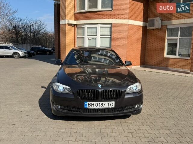 Сірий БМВ 5 Серія, об'ємом двигуна 2.98 л та пробігом 218 тис. км за 14000 $, фото 1 на Automoto.ua