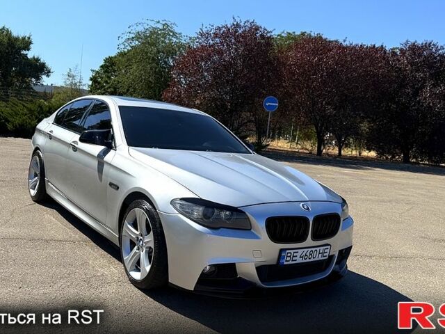 Серый БМВ 5 Серия, объемом двигателя 3 л и пробегом 262 тыс. км за 12999 $, фото 1 на Automoto.ua