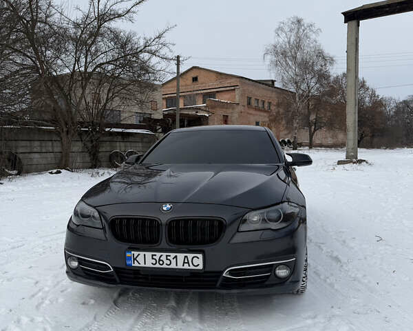 Серый БМВ 5 Серия, объемом двигателя 2 л и пробегом 260 тыс. км за 13100 $, фото 1 на Automoto.ua
