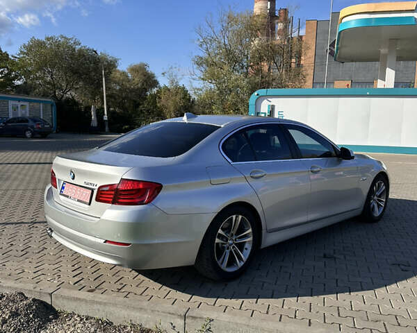 Серый БМВ 5 Серия, объемом двигателя 2 л и пробегом 200 тыс. км за 13450 $, фото 1 на Automoto.ua