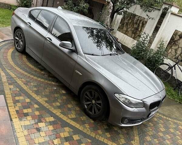 Серый БМВ 5 Серия, объемом двигателя 2 л и пробегом 267 тыс. км за 12800 $, фото 1 на Automoto.ua