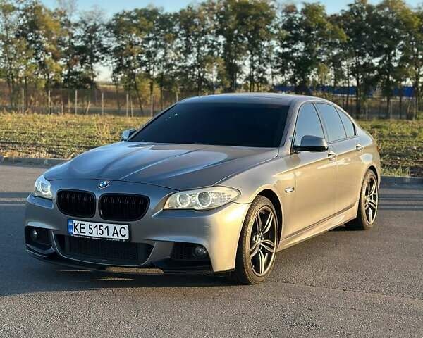 Серый БМВ 5 Серия, объемом двигателя 2.99 л и пробегом 175 тыс. км за 20500 $, фото 1 на Automoto.ua