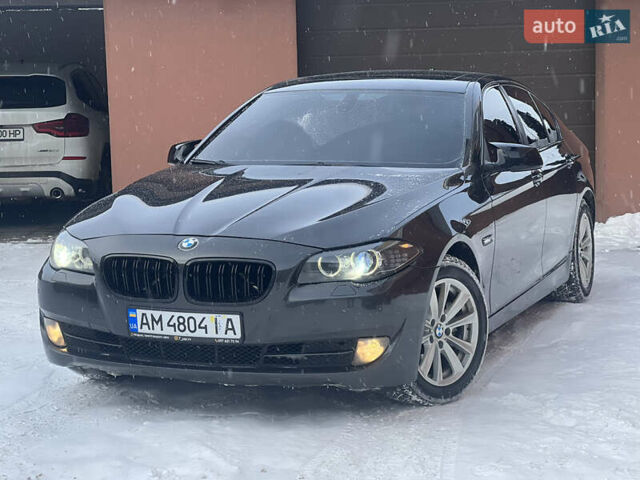 Серый БМВ 5 Серия, объемом двигателя 2 л и пробегом 313 тыс. км за 12950 $, фото 1 на Automoto.ua