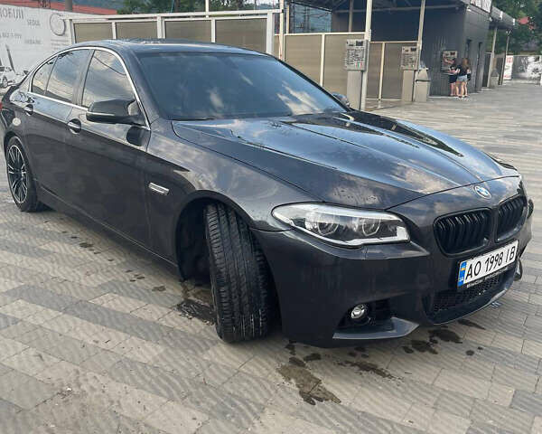 Серый БМВ 5 Серия, объемом двигателя 2 л и пробегом 200 тыс. км за 15400 $, фото 1 на Automoto.ua