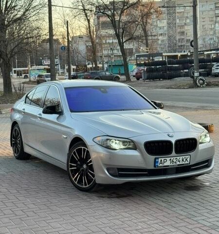 Сірий БМВ 5 Серія, об'ємом двигуна 2.99 л та пробігом 242 тис. км за 19999 $, фото 1 на Automoto.ua
