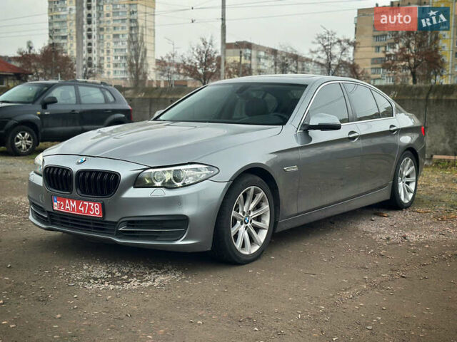 Серый БМВ 5 Серия, объемом двигателя 3 л и пробегом 250 тыс. км за 12500 $, фото 1 на Automoto.ua