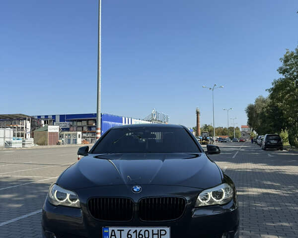 Серый БМВ 5 Серия, объемом двигателя 2 л и пробегом 256 тыс. км за 16000 $, фото 1 на Automoto.ua