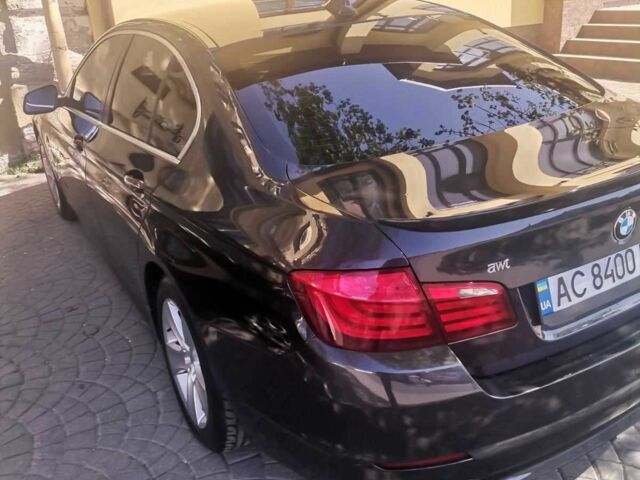 Сірий БМВ 5 Серія, об'ємом двигуна 2 л та пробігом 300 тис. км за 11100 $, фото 1 на Automoto.ua