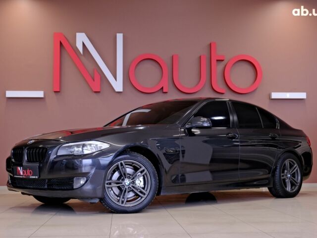 Сірий БМВ 5 Серія, об'ємом двигуна 2 л та пробігом 140 тис. км за 11900 $, фото 1 на Automoto.ua