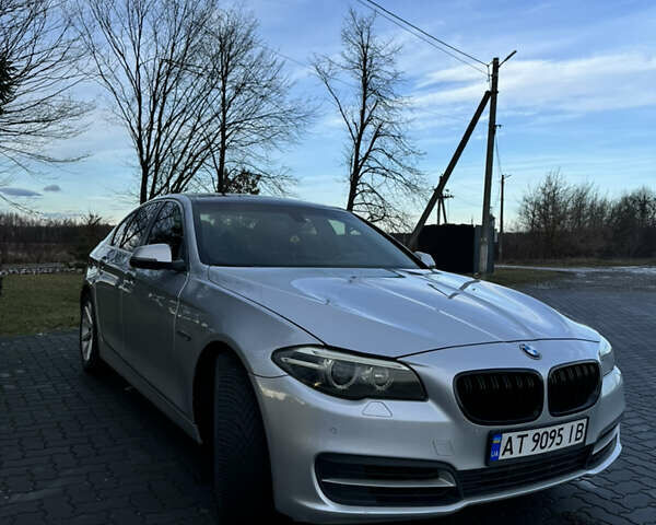 Серый БМВ 5 Серия, объемом двигателя 3 л и пробегом 256 тыс. км за 18700 $, фото 1 на Automoto.ua
