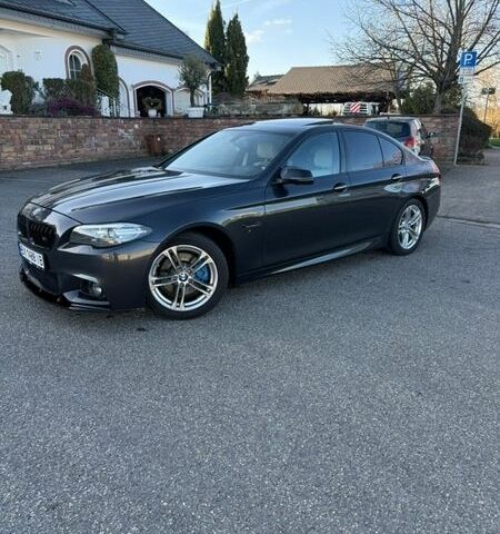 Серый БМВ 5 Серия, объемом двигателя 2 л и пробегом 228 тыс. км за 15499 $, фото 1 на Automoto.ua