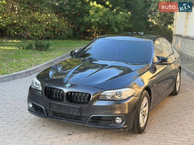 Серый БМВ 5 Серия, объемом двигателя 2 л и пробегом 183 тыс. км за 12500 $, фото 1 на Automoto.ua