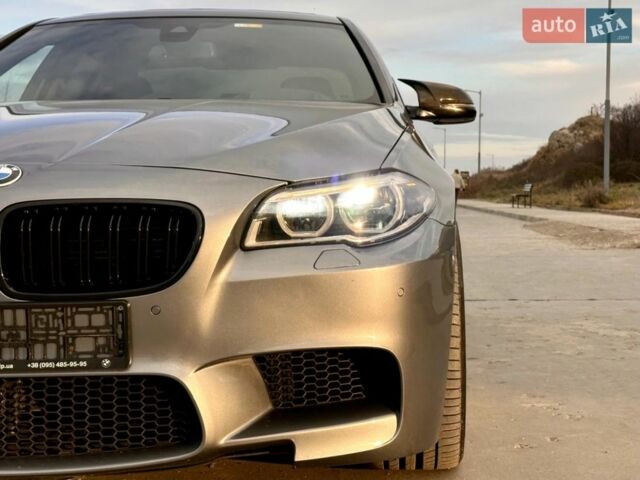 Серый БМВ 5 Серия, объемом двигателя 3 л и пробегом 180 тыс. км за 25900 $, фото 1 на Automoto.ua