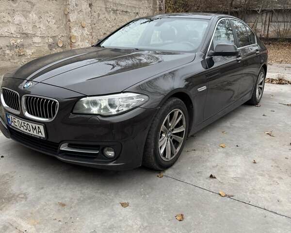 Серый БМВ 5 Серия, объемом двигателя 2 л и пробегом 88 тыс. км за 20000 $, фото 1 на Automoto.ua