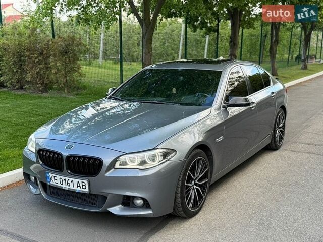 Серый БМВ 5 Серия, объемом двигателя 2.98 л и пробегом 250 тыс. км за 14800 $, фото 1 на Automoto.ua