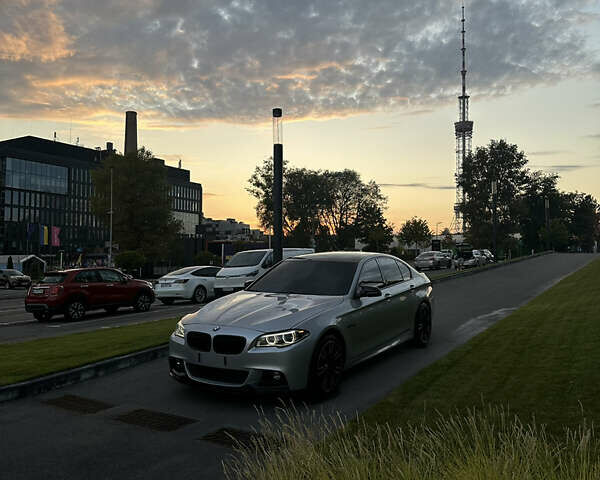 Сірий БМВ 5 Серія, об'ємом двигуна 3 л та пробігом 188 тис. км за 25000 $, фото 1 на Automoto.ua