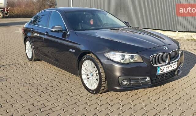 Серый БМВ 5 Серия, объемом двигателя 2 л и пробегом 229 тыс. км за 16999 $, фото 1 на Automoto.ua