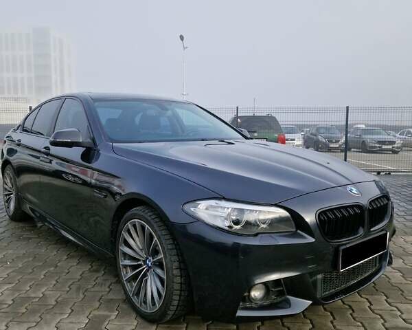 Серый БМВ 5 Серия, объемом двигателя 2 л и пробегом 162 тыс. км за 13200 $, фото 1 на Automoto.ua