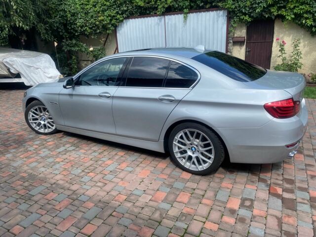 Серый БМВ 5 Серия, объемом двигателя 3 л и пробегом 74 тыс. км за 26000 $, фото 1 на Automoto.ua