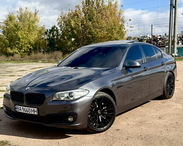 Сірий БМВ 5 Серія, об'ємом двигуна 3 л та пробігом 71 тис. км за 18999 $, фото 1 на Automoto.ua