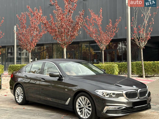 Серый БМВ 5 Серия, объемом двигателя 2 л и пробегом 57 тыс. км за 31500 $, фото 1 на Automoto.ua