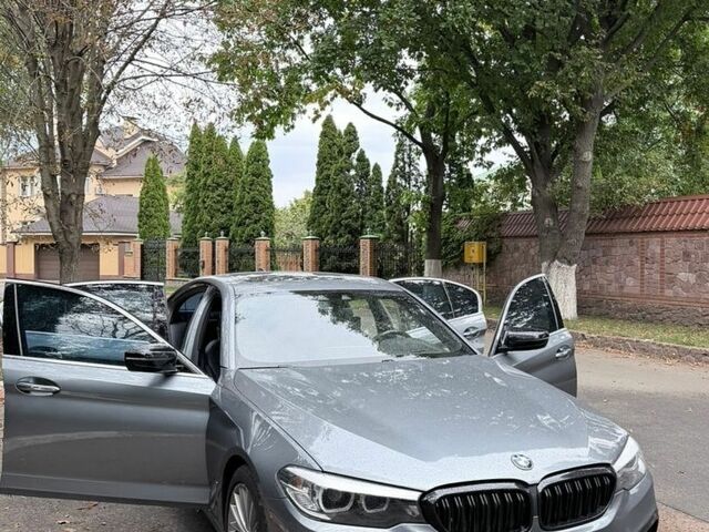 Сірий БМВ 5 Серія, об'ємом двигуна 3 л та пробігом 94 тис. км за 33000 $, фото 1 на Automoto.ua
